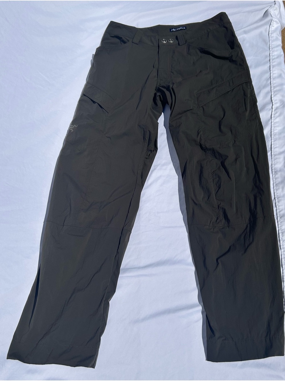 Arc'teryx Men's Olive Cargo Outdoor Pants 30”x32”